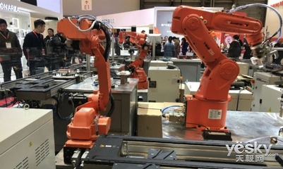 AWE 2018 除了炊具小家电 爱仕达还有令人震撼的机械臂